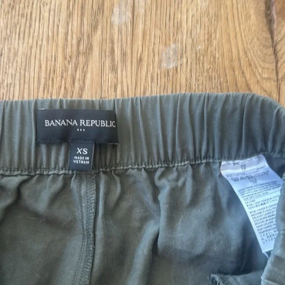 Banana Republic TENCEL CARGO JOGGER - Picture 6 of 7